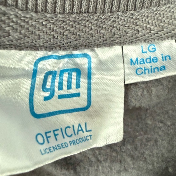 NWOT Chevrolet Camaro Graphic Sweatshirt - Picture 3 of 6